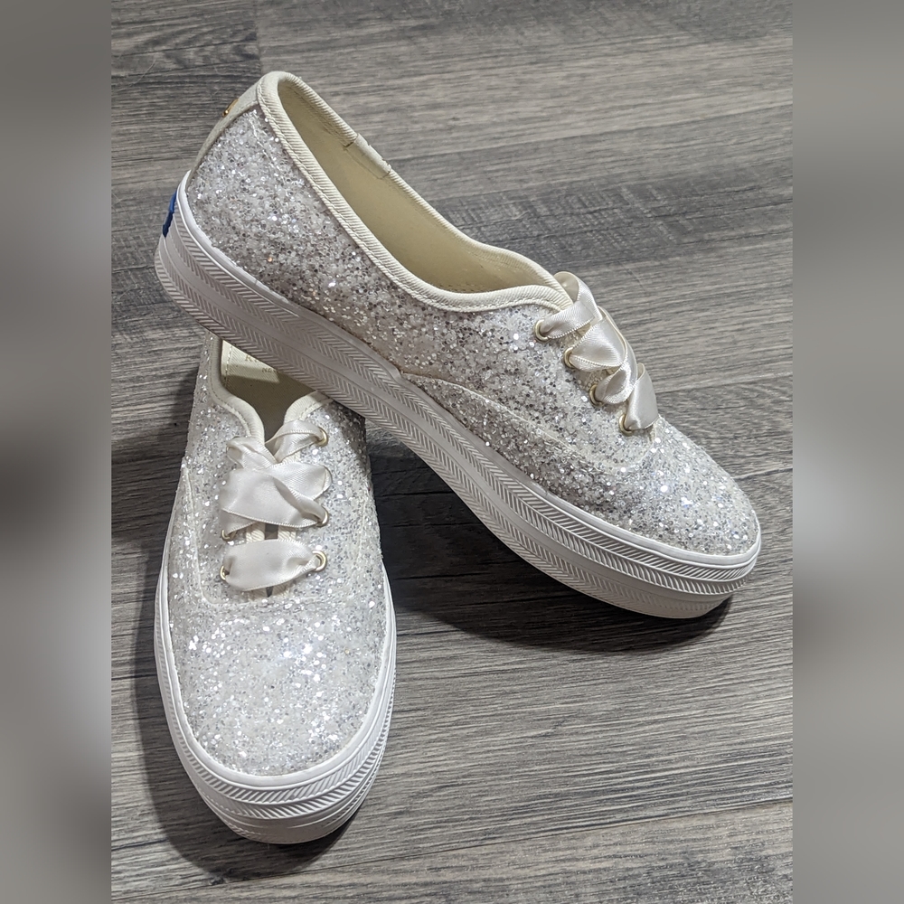 Keds x Kate Spade triple cream glitter platforms. NEW. 5.5
